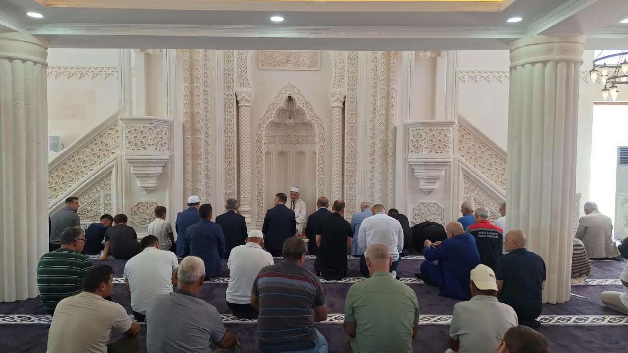 Eski Bakan Mevlüt Çavuşoğlu Bodrum’da: Çamlık Mahallesi Camii Dualarla İbadete Açıldı 5